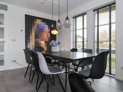 DiningRoom