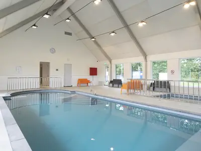 PoolOfHouse