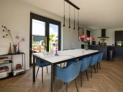DiningRoom