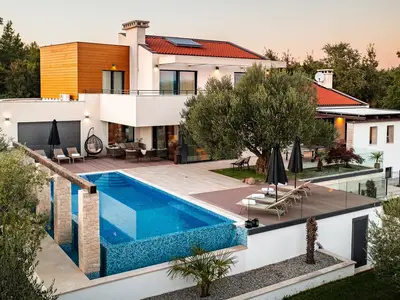 Villa für 10 Personen (400 m²) in Benažići 1/10