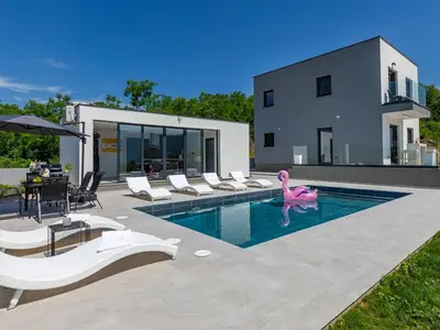 Villa für 6 Personen (120 m²) in Pulgarija Čepić 1/10