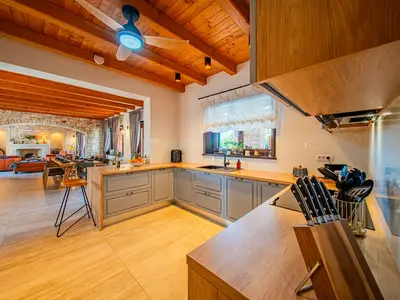 Villa für 10 Personen (520 m²) in Hrboki 3/10
