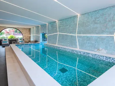 Indoor swimming pool of Villa LV