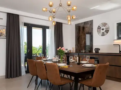 Villa für 10 Personen (255 m²) in Ružici 7/10