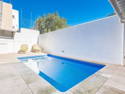 PoolOfHouse