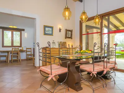 DiningRoom
