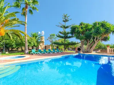 PoolOfHouse