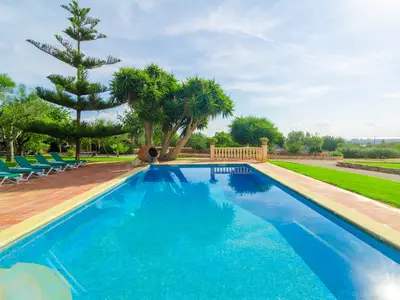 PoolOfHouse