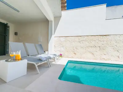 PoolOfHouse
