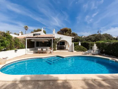 PoolOfHouse