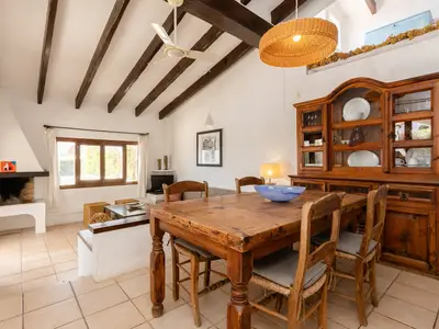 DiningRoom