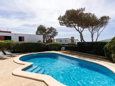 PoolOfHouse