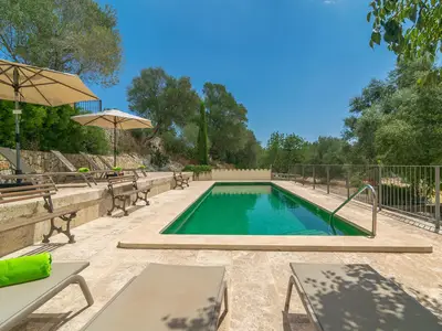 PoolOfHouse