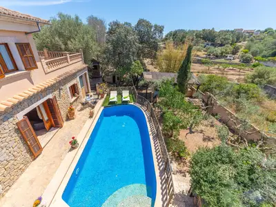 PoolOfHouse