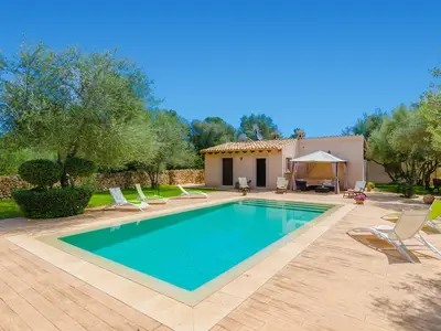 PoolOfHouse