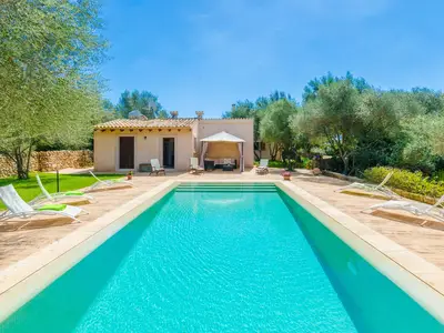 PoolOfHouse