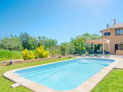 PoolOfHouse
