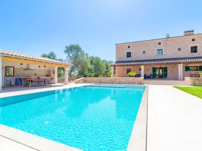 PoolOfHouse