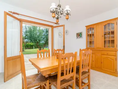 DiningRoom