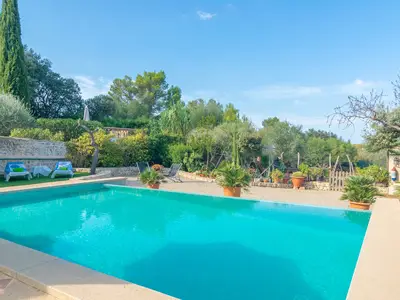 PoolOfHouse