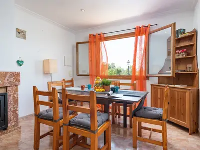 DiningRoom