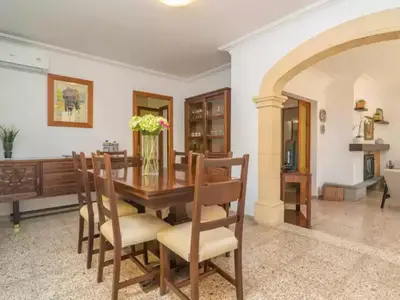 DiningRoom