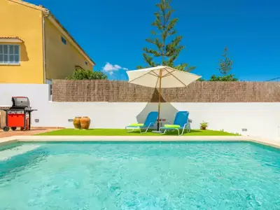 PoolOfHouse