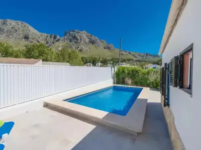 PoolOfHouse