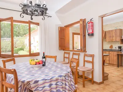DiningRoom