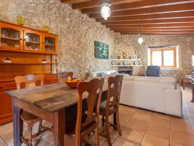 DiningRoom