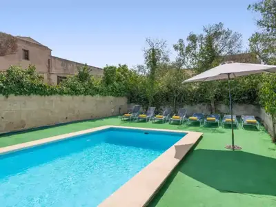 PoolOfHouse