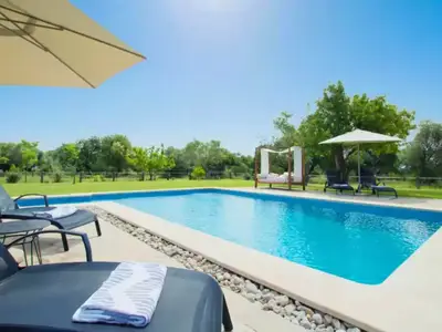 PoolOfHouse