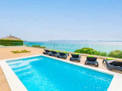 PoolOfHouse
