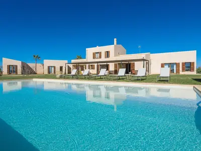 PoolOfHouse