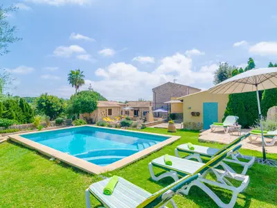 PoolOfHouse