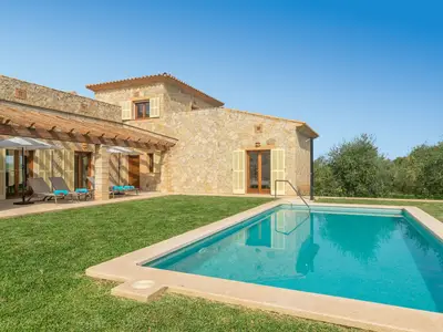 PoolOfHouse