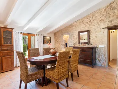 DiningRoom