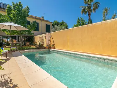PoolOfHouse