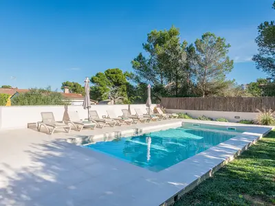 PoolOfHouse