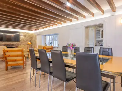 DiningRoom