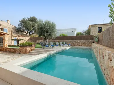PoolOfHouse