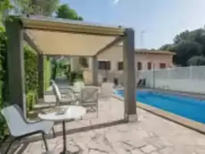 PoolOfHouse