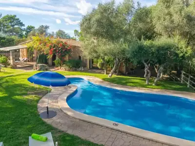 PoolOfHouse
