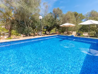 PoolOfHouse