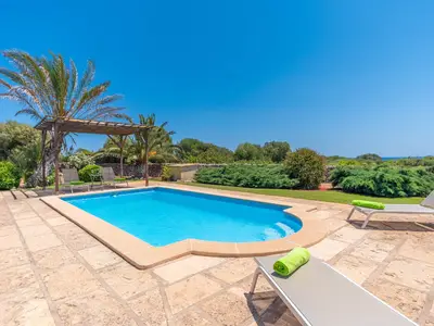 Villa für 7 Personen (22 m²) in S'Illot-Cala Morlanda 3/10