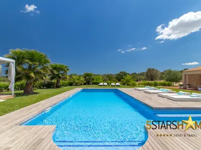 PoolOfHouse