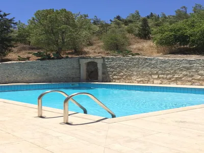 PoolOfHouse