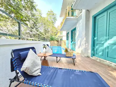 PoolOfHouse