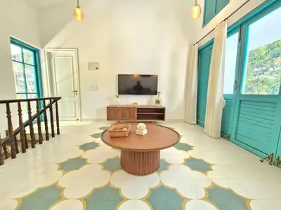 PoolOfHouse