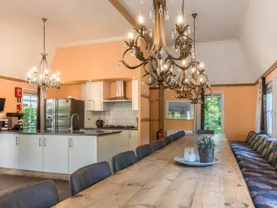 DiningRoom